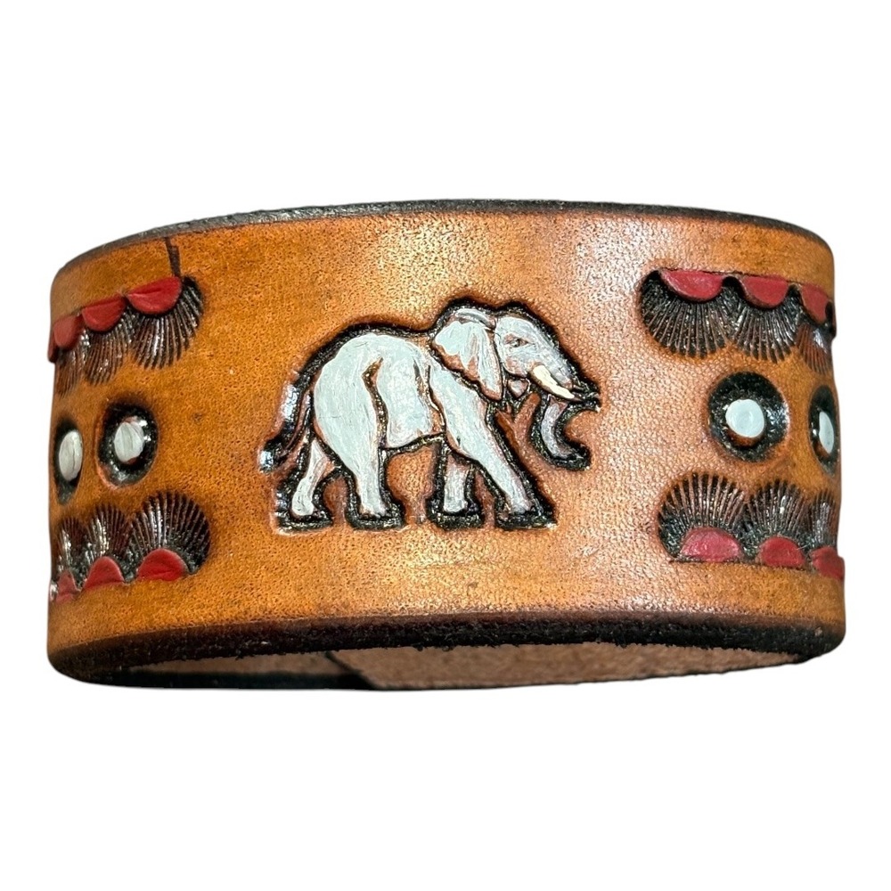Hand Tooled Leather Cuff Bracelet Unisex Tan Elephant Western Boho Snap‎ Wide